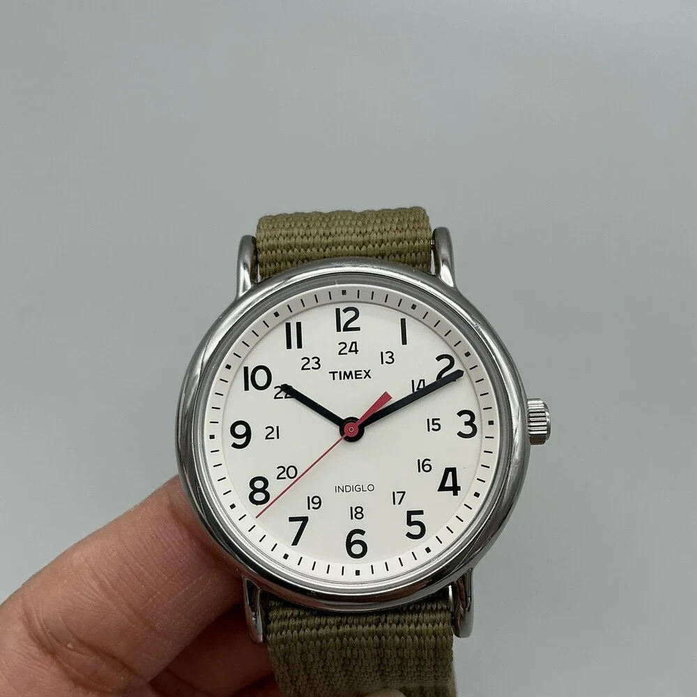 Timex Weekender T2N651 Mens Watch 38mm Khaki Nylon Indiglo Analog New Battery